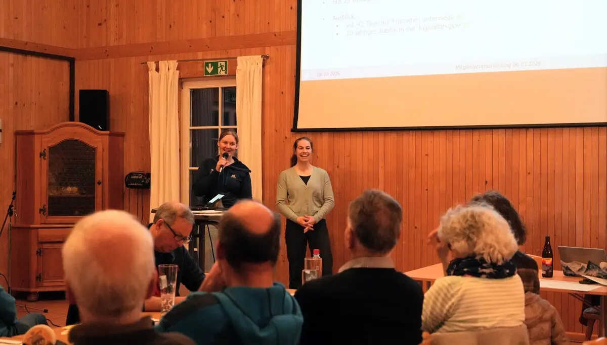 Mitgliederversammlung 2026 - Catalina Wever und Sina Bakenhus geben Einblicke in die Jugendarbeit und unserem Instagrambereich | © DAV Starnberg | Marc Werny