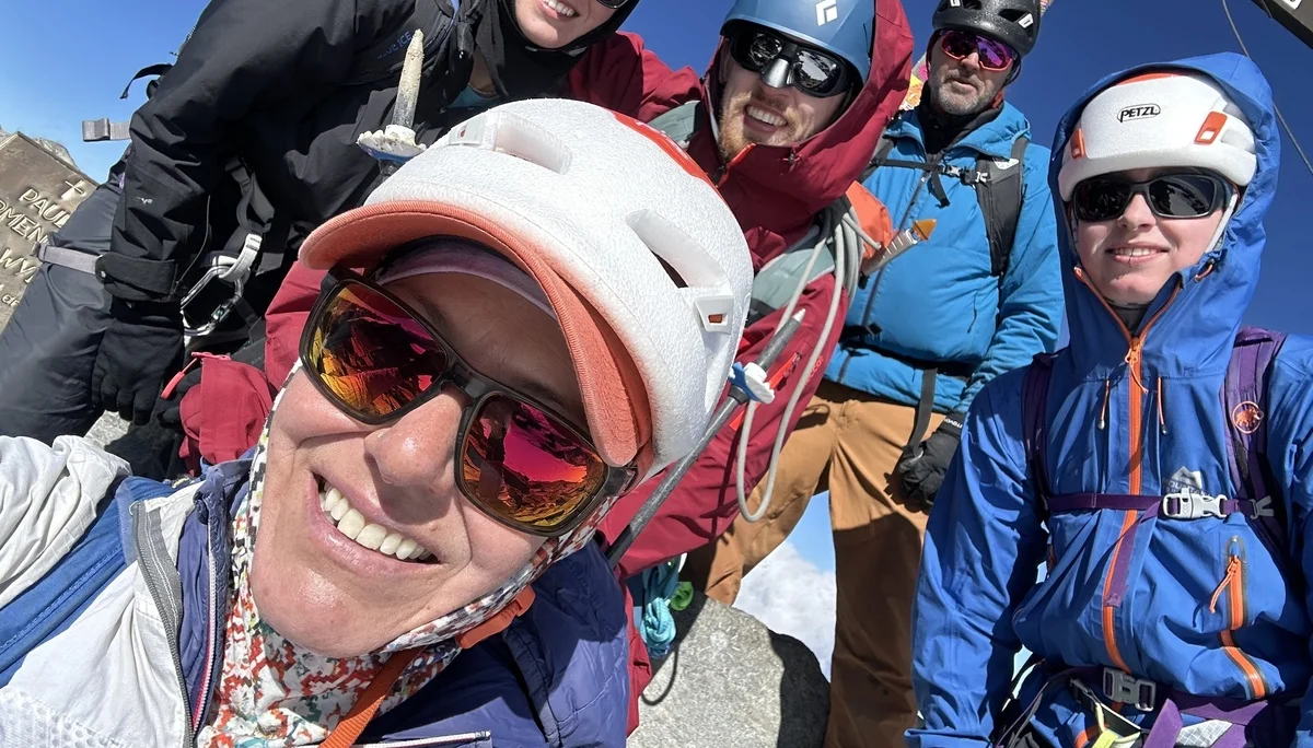 Hochstubai 1 - Gipfel-Selfie | © DAV Starnberg/Angelika Kaunicnik