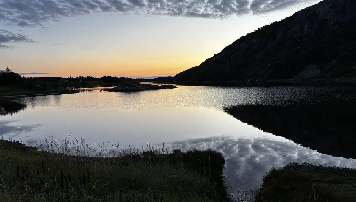 Sonnenuntergang am Fjord in Flatanger | © DAV Starnberg - Sina Bakenhus