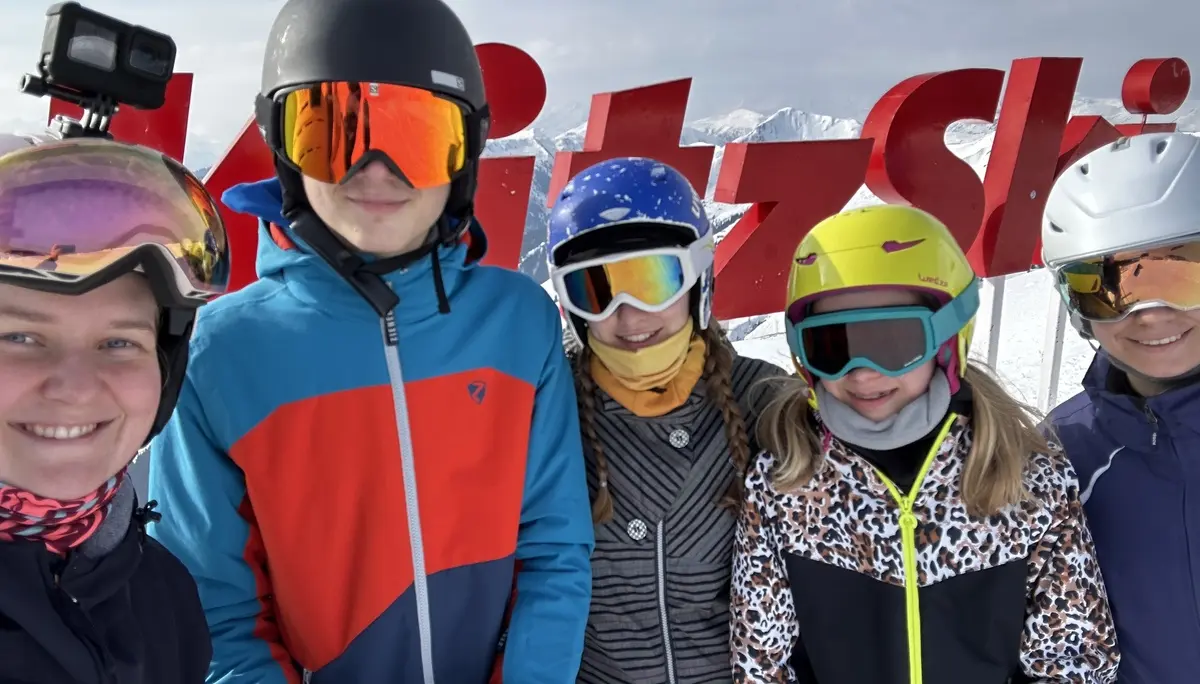 GruppenfotoSchriftzug | © Sina Bakenhus