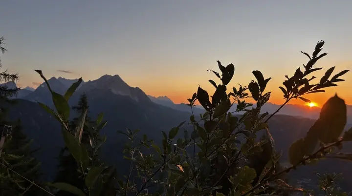 Sonnenuntergang auf der Mittenwalder Hütte | © DAV Starnberg - Sina Bakenhus