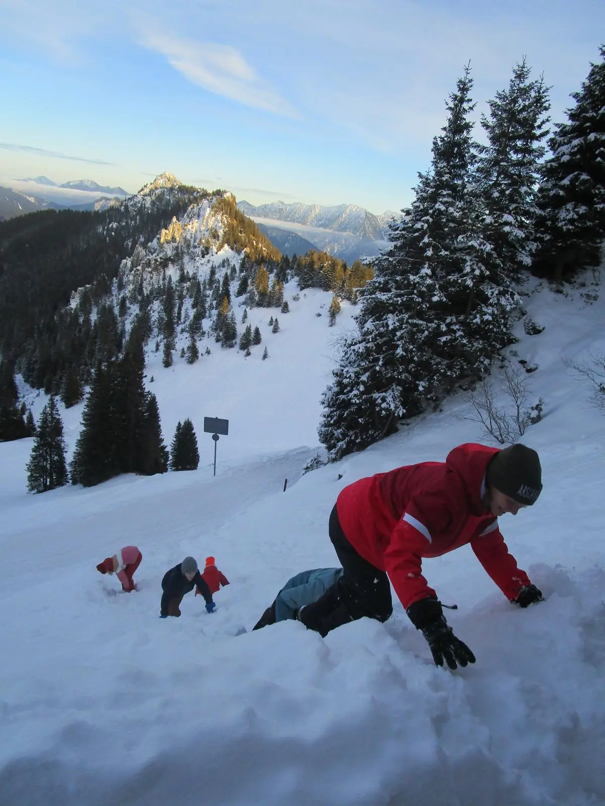 Krabbeln im Schnee | © jDAV Starnberg