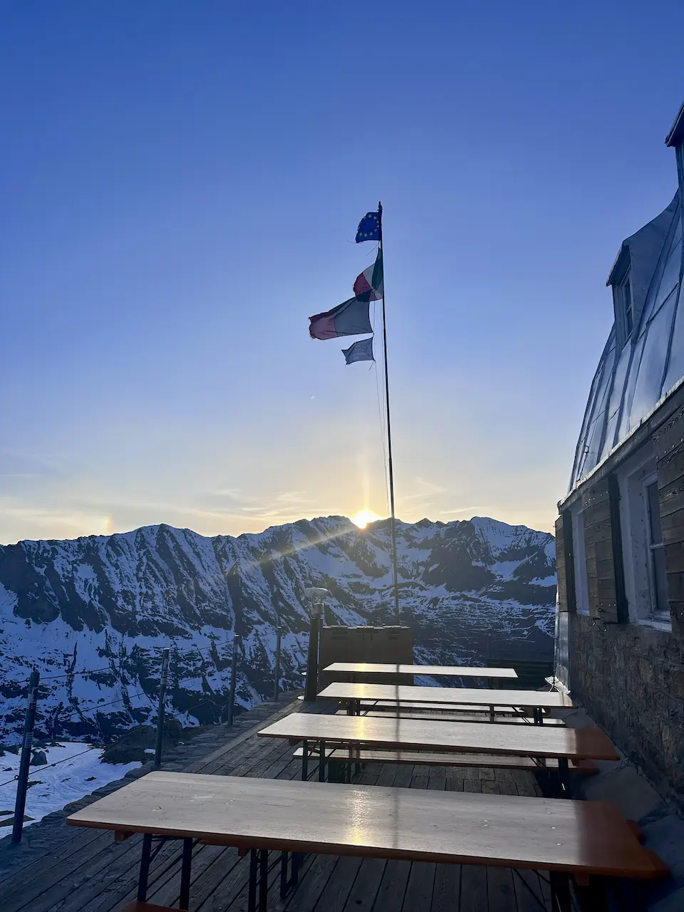 Sonnenuntergang auf der Terasse des Rifugio Vittorio Emanuele II | © DAV Starnberg
