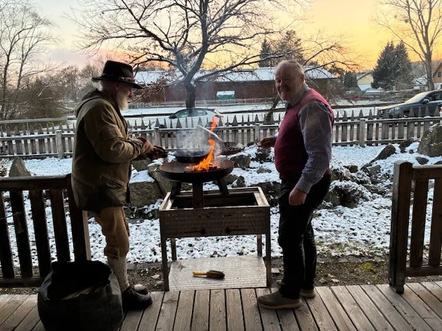 Herbstfest Hans und Heinz am Maroni Rösten | © DAV Starnberg/ Sybille Zeeb