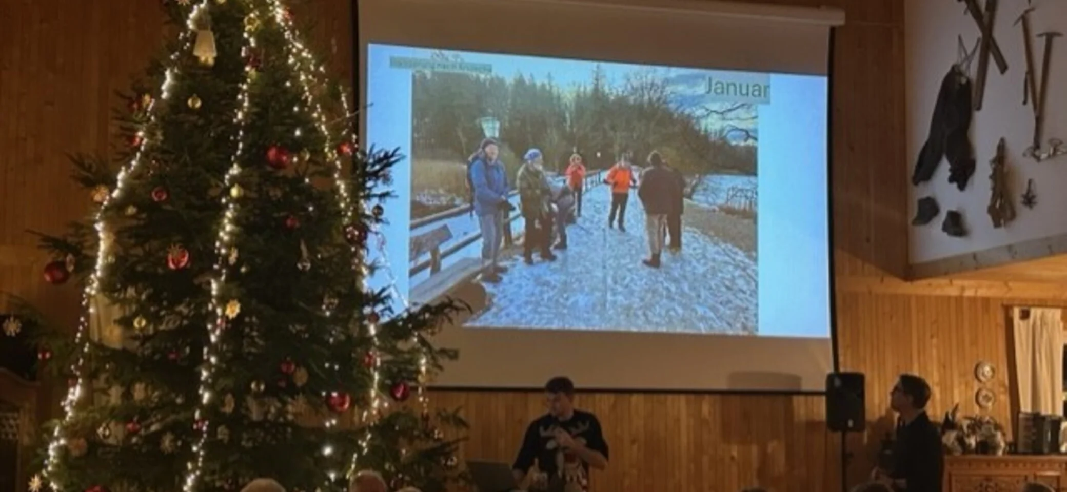 Weihnachtsfeier 2025 - Felix macht Jahresrückblick | © DAV Starnberg