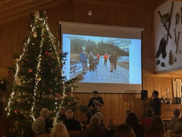 Weihnachtsfeier 2025 - Felix macht Jahresrückblick | © DAV Starnberg
