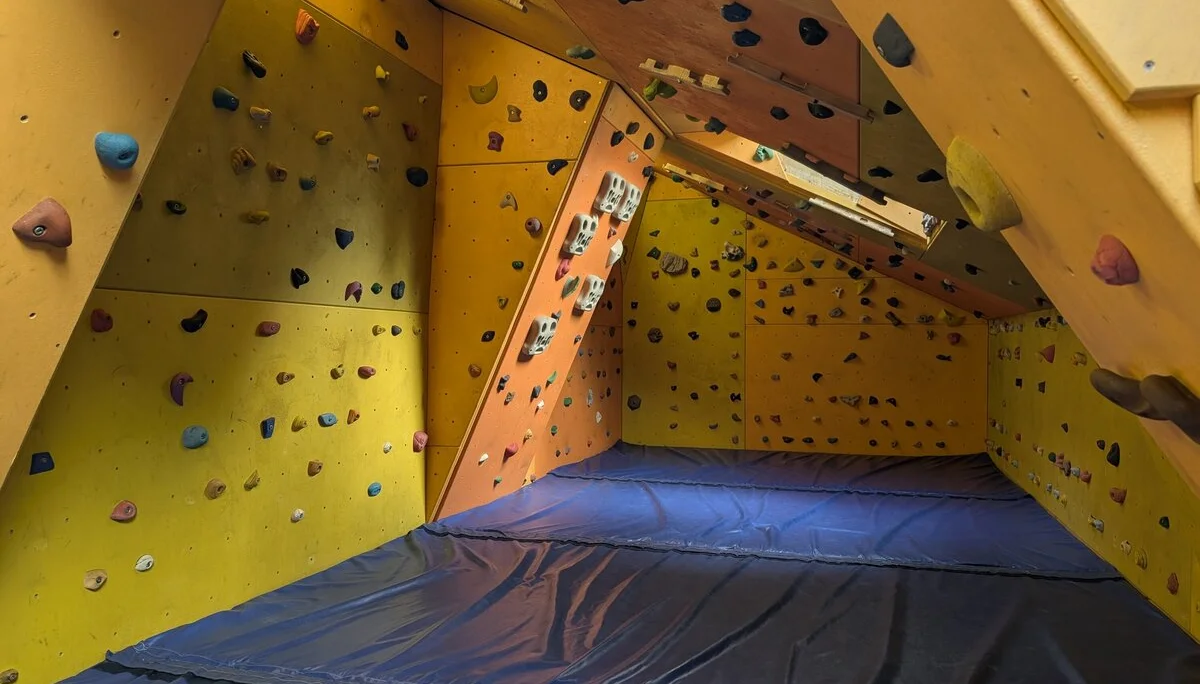 Foto Boulderraum Starnberg Boulderbereich | © DAV Starnberg/Marc Werny