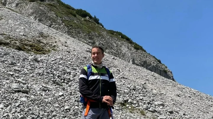 Unser erster Vorstand Dominik Dreyer beim Wandern | © DAV Starnberg