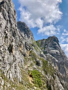 Blick zurück zu Mittagsscharte und Kleinem Waxenstein